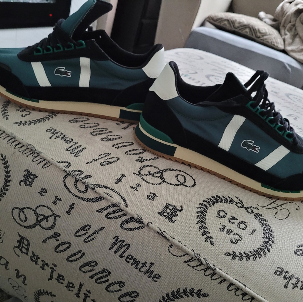 Brand new (never worn before) Lacoste sneakers